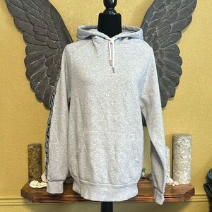 H&M Divided Pull Over Sweater